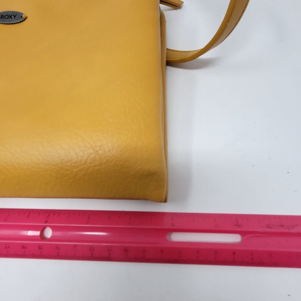 Roxy Women's Part Of You Small Double Zip Crossbody Purse Bag Mustard Yellow Och - Picture 8 of 10